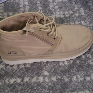 Men's UGG boots